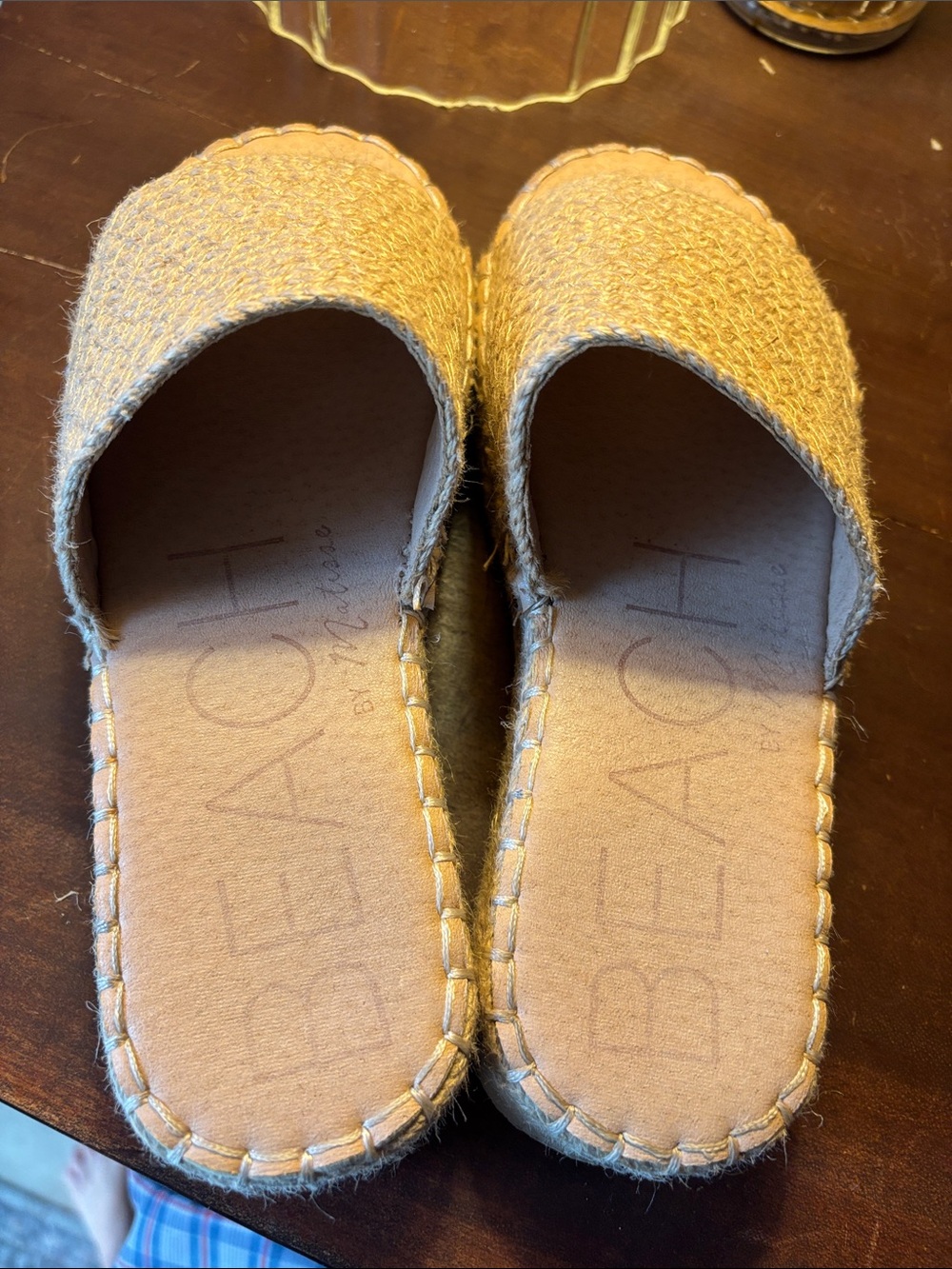 Bea & Co. Woven Slide Mules in Natural Tan - Picture 4 of 4